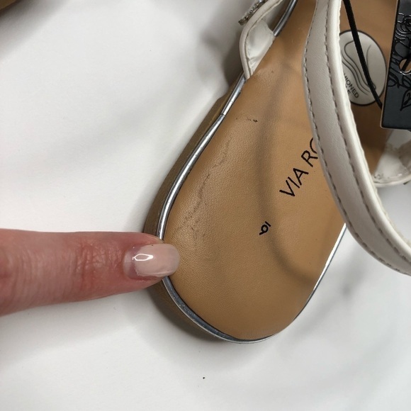 NEW Via Rosa Holographic Silver Jewelled T-Strap Flat Diva Summer Sandals SIZE 6 - Picture 14 of 15